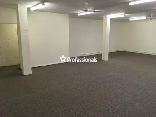 Click to view all images Unit 5, 81 Dempster Street Esperance WA 6450 - Image 2