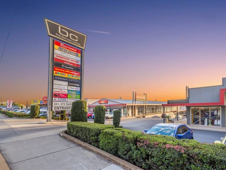 Click to view all images 663 Ruthven Street South Toowoomba QLD 4350 - Image 1