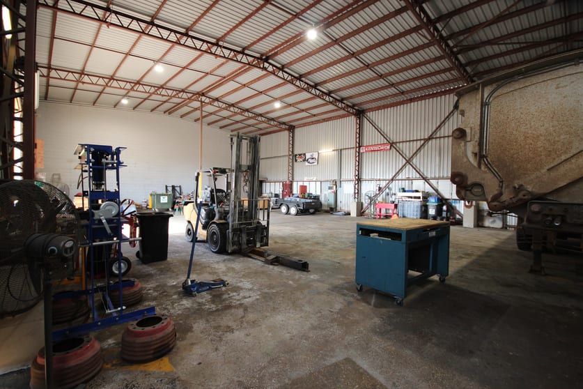 Click to view all images Shed 4/34 Pilkington Street Garbutt QLD 4814 - Image 3