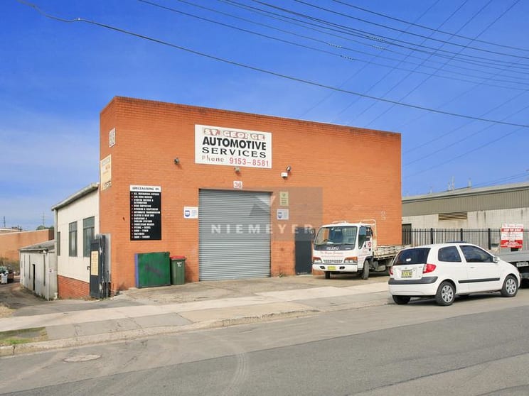 Click to view all images 36 Norman Street Peakhurst NSW 2210 - Image 1