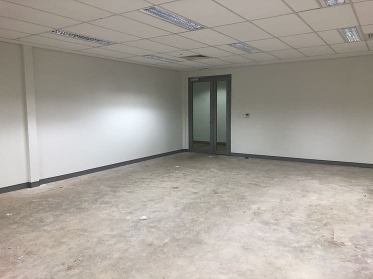 Click to view all images Unit 46 Karratha Business Centre, Sharpe Avenue Karratha WA 6714 - Image 2