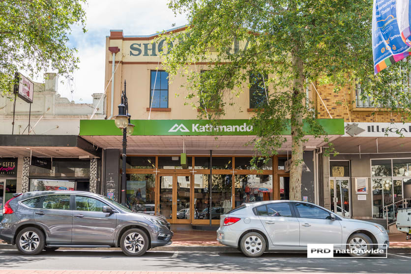 Click to view all images Upstairs 2/312 Peel Street Tamworth NSW 2340 - Image 1