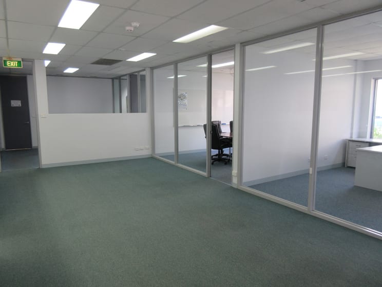 Click to view all images 1/21 Thornton Crescent Mitcham VIC 3132 - Image 2
