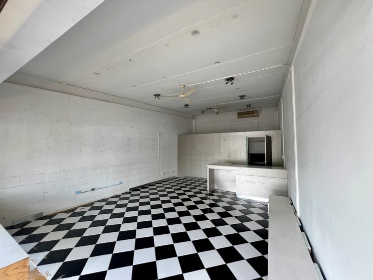 Click to view all images Shop 7 / 6 Lavelle Street Nerang QLD 4211 - Image 3