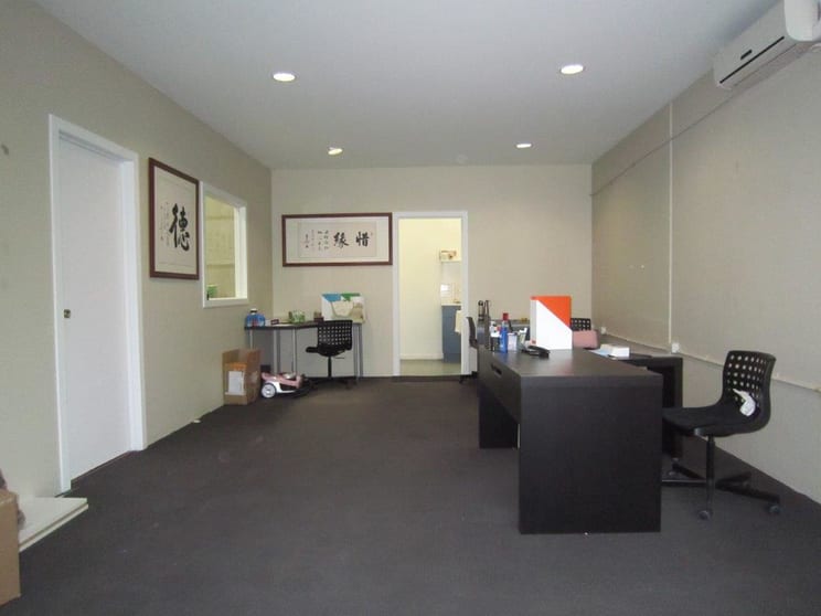 2/34 Christensen Street Moorabbin VIC 3189 - Image 2