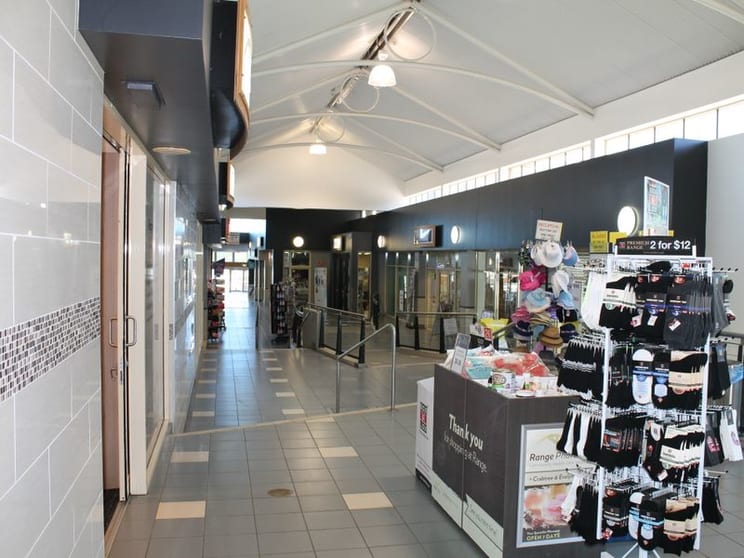 Click to view all images 24/11 James Street East Toowoomba QLD 4350 - Image 3