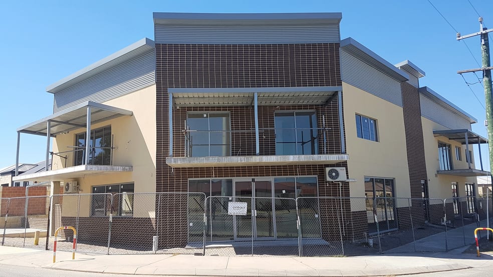 Click to view all images 56 Comrie Drive Canning Vale WA 6155 - Image 3