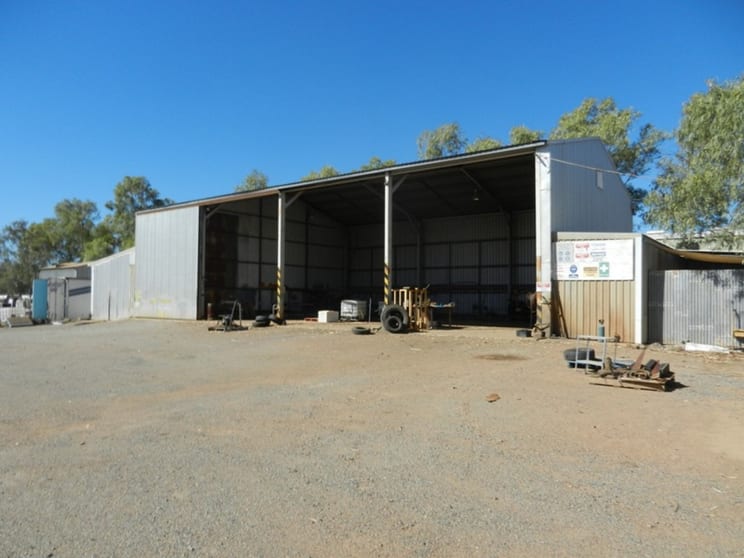 40 Old Mica Creek Road Mount Isa QLD 4825 - Image 2