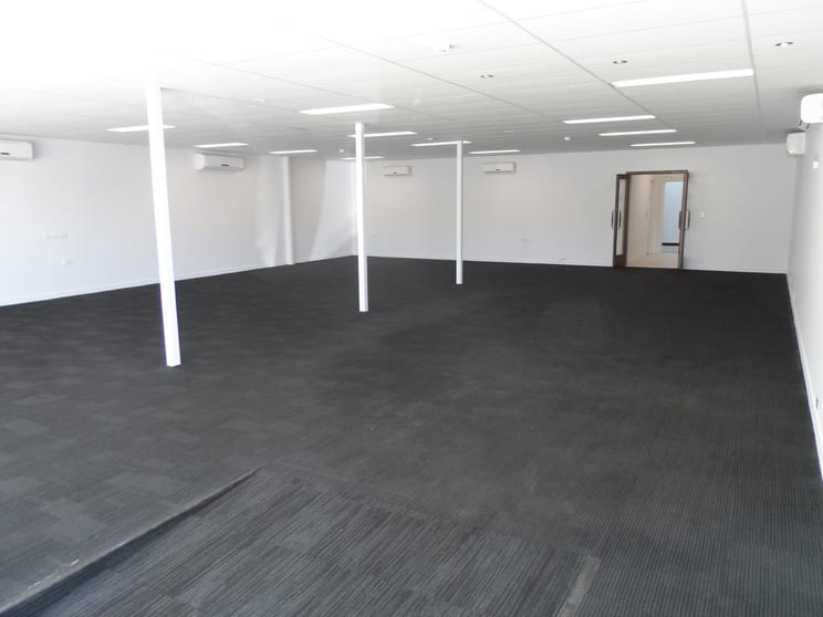 Click to view all images 5 Norfolk Street Fremantle WA 6160 - Image 3