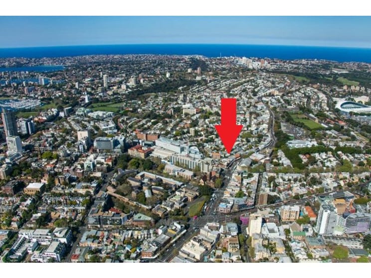 Click to view all images Shop 3/2-8 Oxford Street Paddington NSW 2021 - Image 2