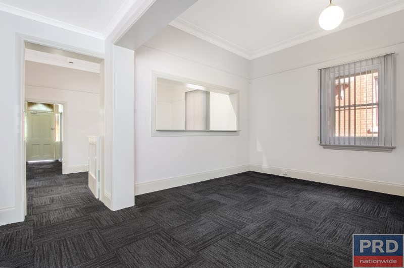 Click to view all images 456 Swift Street Albury NSW 2640 - Image 3