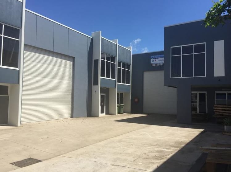 Click to view all images 4/32 Premier Circuit Warana QLD 4575 - Image 1