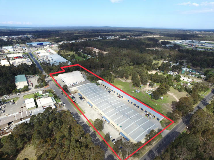 Click to view all images 5/10 Central Avenue South Nowra NSW 2541 - Image 2