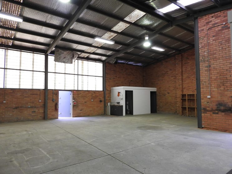 Click to view all images 6/1-3 Bricker Street Cheltenham VIC 3192 - Image 3