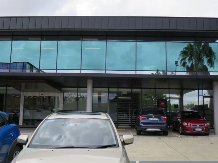 Click to view all images 2/61 Southgate Avenue Cannon Hill QLD 4170 - Image 3