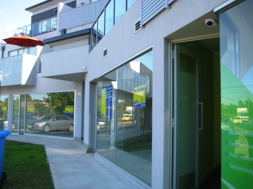Click to view all images 135 Lower Dandenong Road Mentone VIC 3194 - Image 3