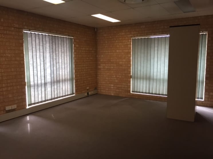 1/9-11 Martin Place Canning Vale WA 6155 - Image 3