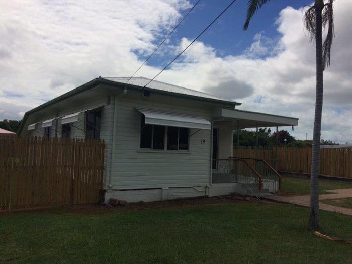 Click to view all images 19 Patrick Street Aitkenvale QLD 4814 - Image 2