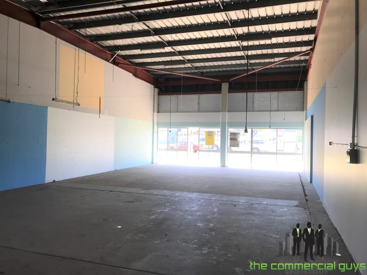 Click to view all images 2/70-72 Beerburrum Road Caboolture QLD 4510 - Image 3