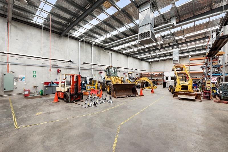 Click to view all images 77A Lexton Road Box Hill VIC 3128 - Image 2