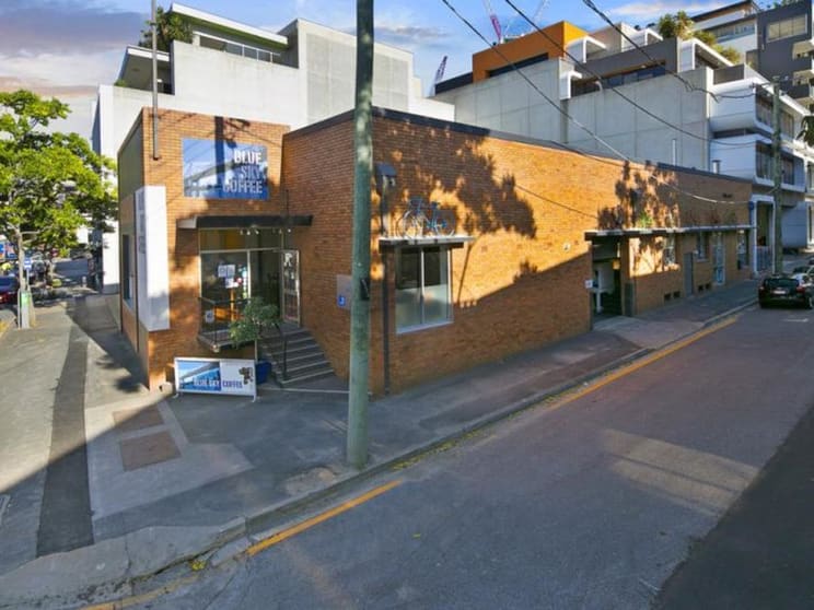 Click to view all images 32 Commercial Road Newstead QLD 4006 - Image 2