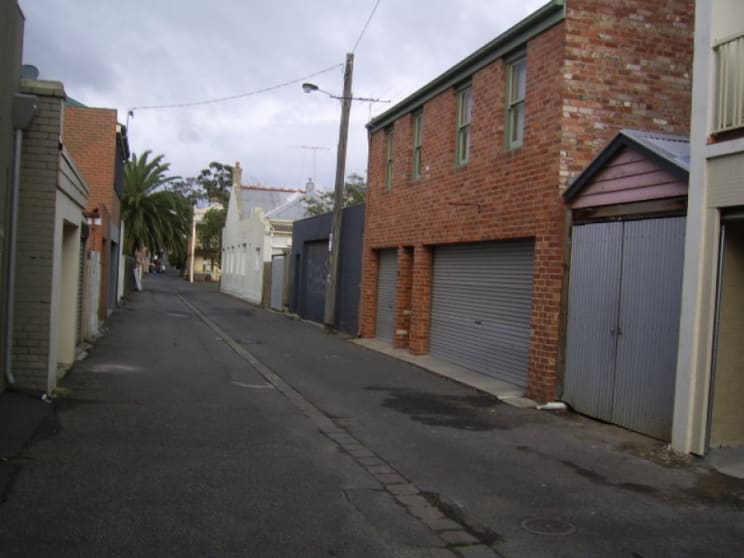 Click to view all images 33 Holtom Street East Carlton North VIC 3054 - Image 3