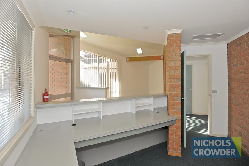 Click to view all images 88 Beach Street Frankston VIC 3199 - Image 2
