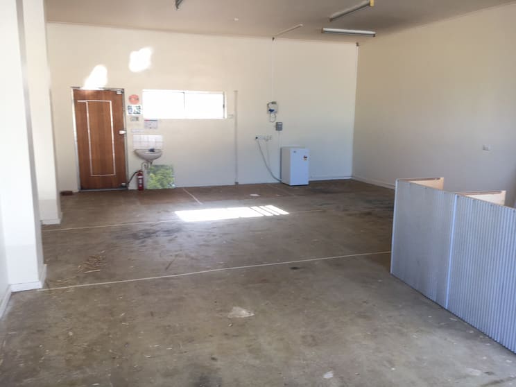 Click to view all images Shop 1, 125 Beach Road Christies Beach SA 5165 - Image 3