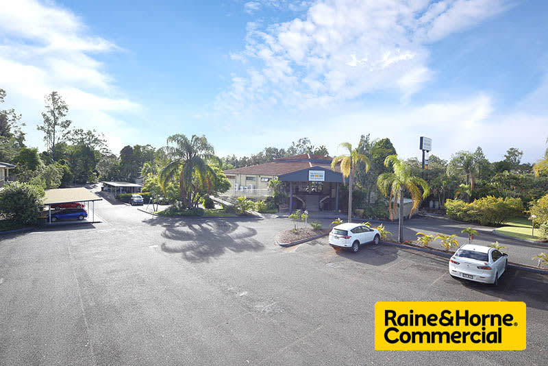 Click to view all images 76 Endeavour Street Mount Ommaney QLD 4074 - Image 2