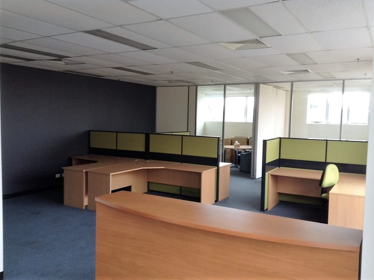 Click to view all images Wheelers Hill VIC 3150 - Image 2
