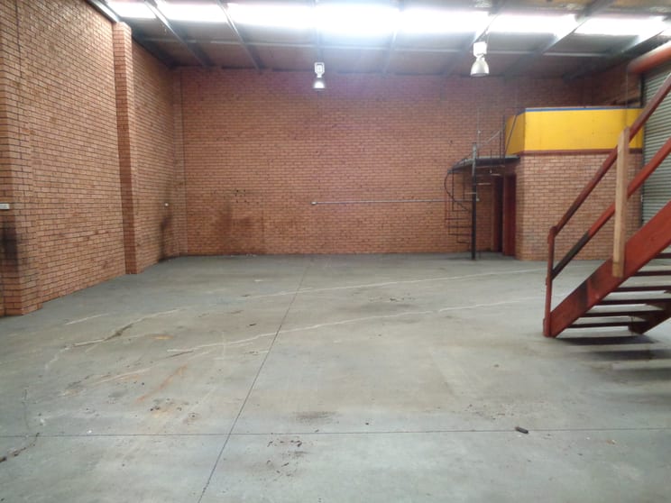 Click to view all images 1/118 Industrial Road Oak Flats NSW 2529 - Image 3