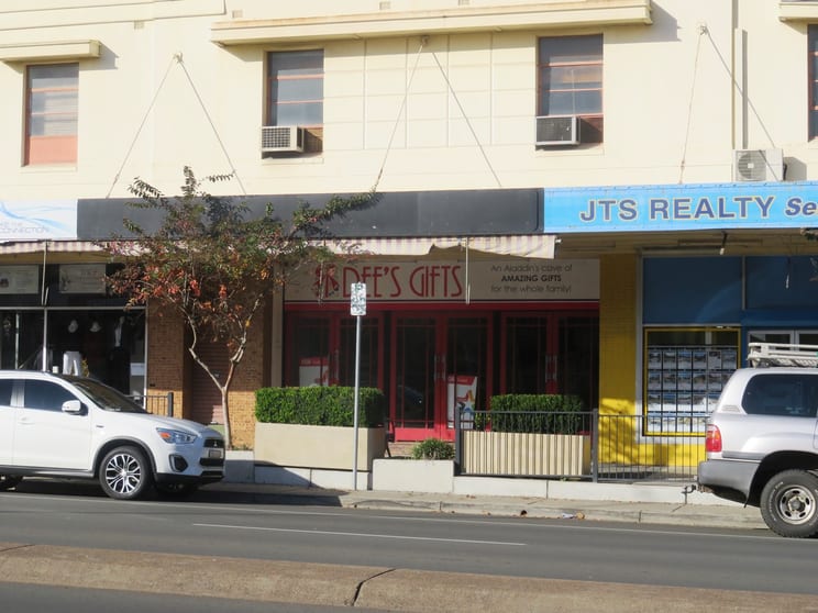 Click to view all images 2/17 Bridge Street Muswellbrook NSW 2333 - Image 1