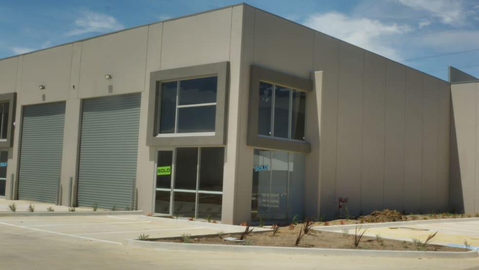 Click to view all images 13/10 Mirra Court Bundoora VIC 3083 - Image 1
