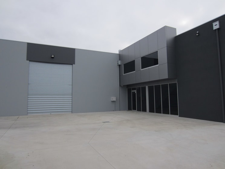 Click to view all images 1/129 Douro Street North Geelong VIC 3215 - Image 3