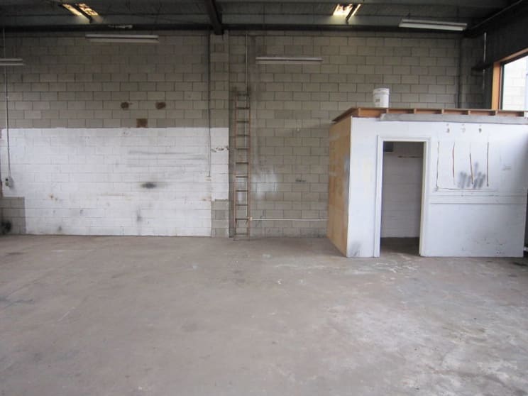 Click to view all images 5/24 Morgan Street North Geelong VIC 3215 - Image 2
