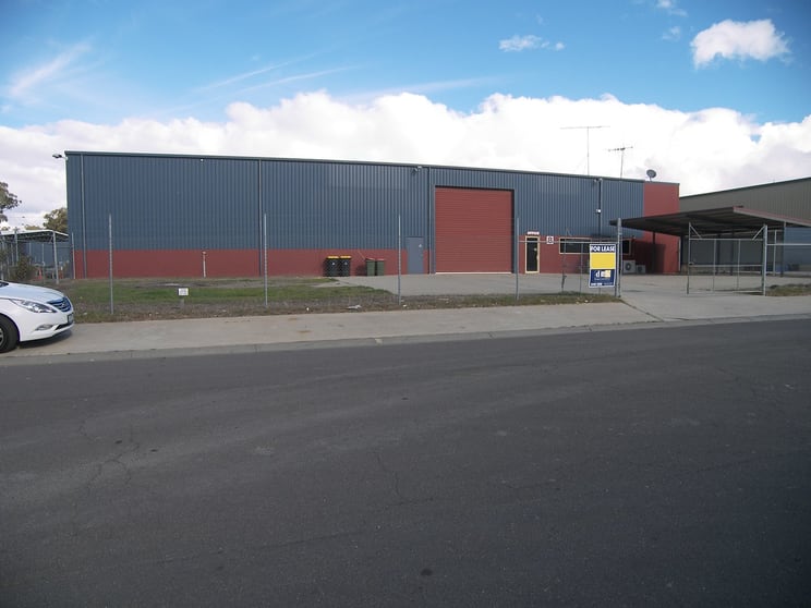 Click to view all images 8A Wellsford Drive East Bendigo VIC 3550 - Image 1