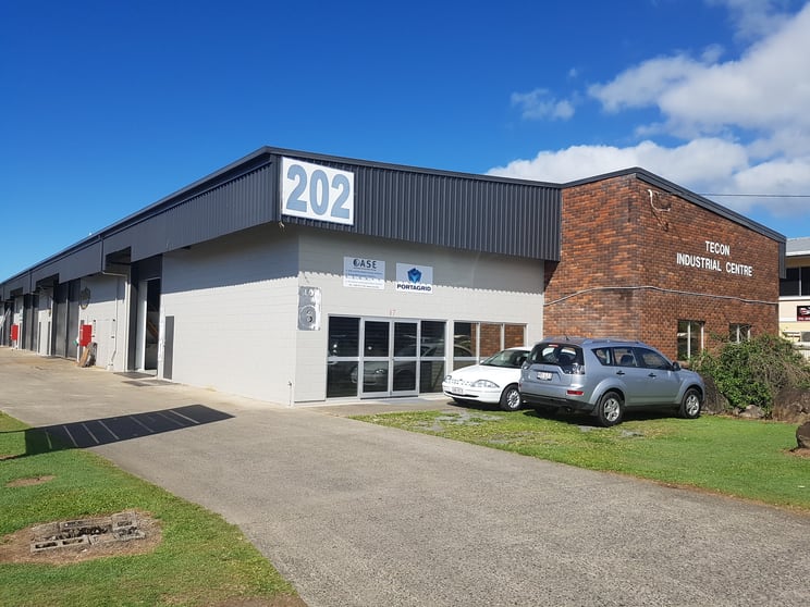 Click to view all images 202-204 McCormack Street Manunda QLD 4870 - Image 1