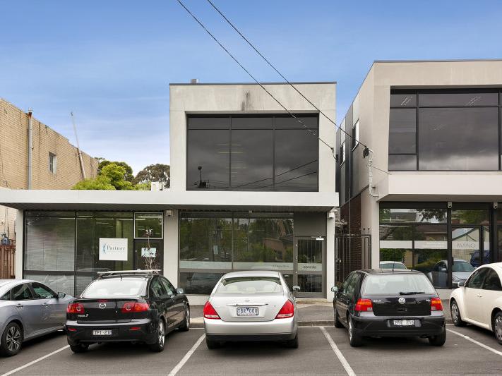 Click to view all images 15 Diana Drive Blackburn North VIC 3130 - Image 1