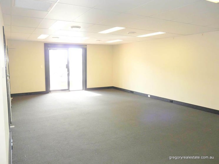 Spring Hill QLD 4000 - Image 3