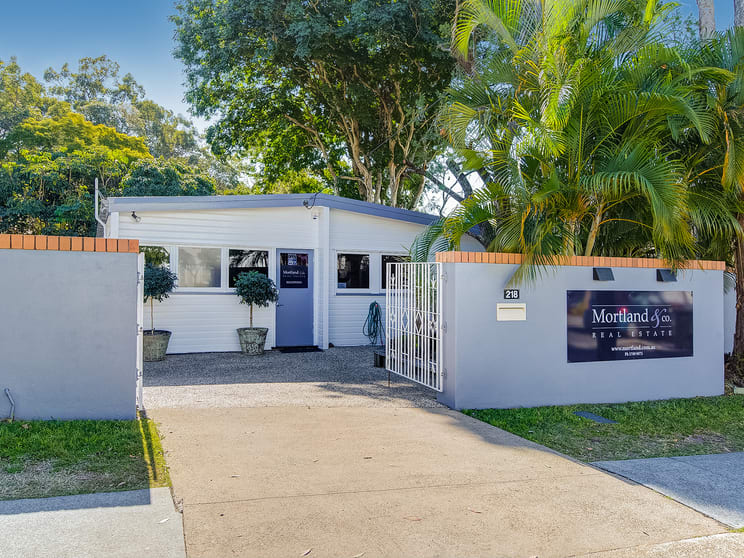 Click to view all images 218 Hawken Drive St Lucia QLD 4067 - Image 1