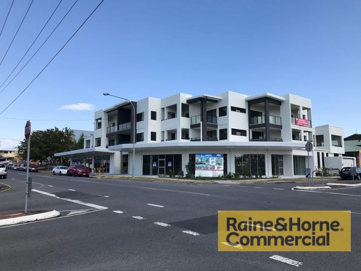 Click to view all images 13&14/72 Pine Street Wynnum QLD 4178 - Image 1