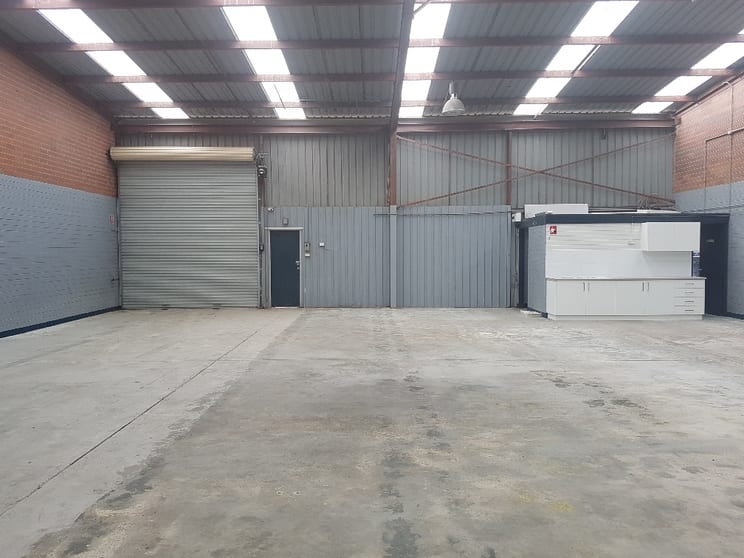 Click to view all images Unit 2/21 Dellamarta Road Wangara WA 6065 - Image 3