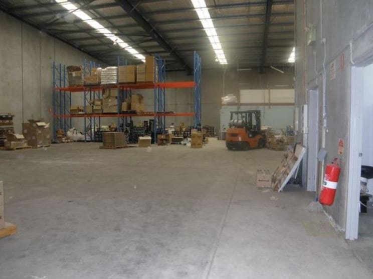 Click to view all images Wetherill Park NSW 2164 - Image 2