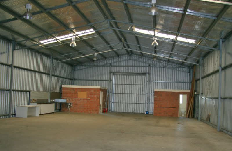 Click to view all images Unit 2/5 Halifax Drive Davenport WA 6230 - Image 1
