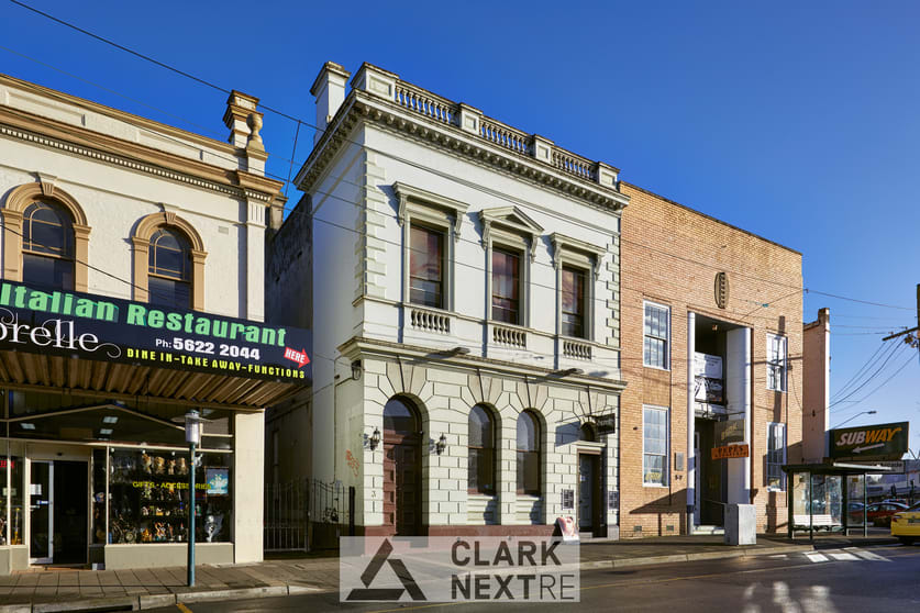 Click to view all images 3 Smith Street Warragul VIC 3820 - Image 2