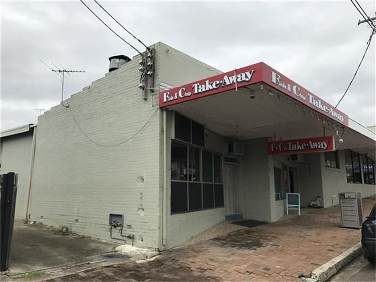 Click to view all images 27 King Street Raymond Terrace NSW 2324 - Image 1