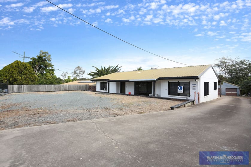 Click to view all images 102 Lipscombe Road Deception Bay QLD 4508 - Image 1