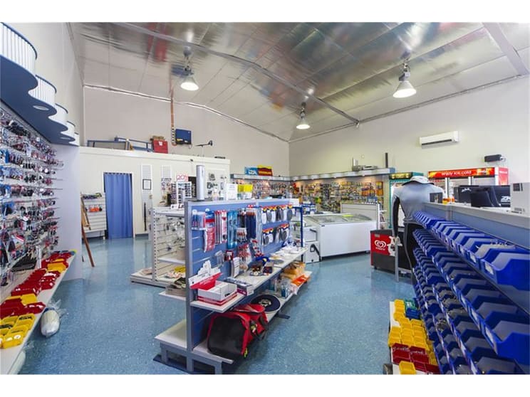Click to view all images 5 Barcoo Road West Beach SA 5024 - Image 3
