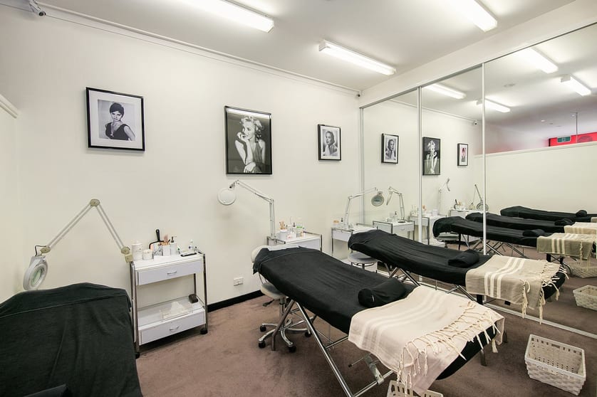Click to view all images Level Retail, 4/211 Ben Boyd Road Neutral Bay NSW 2089 - Image 3