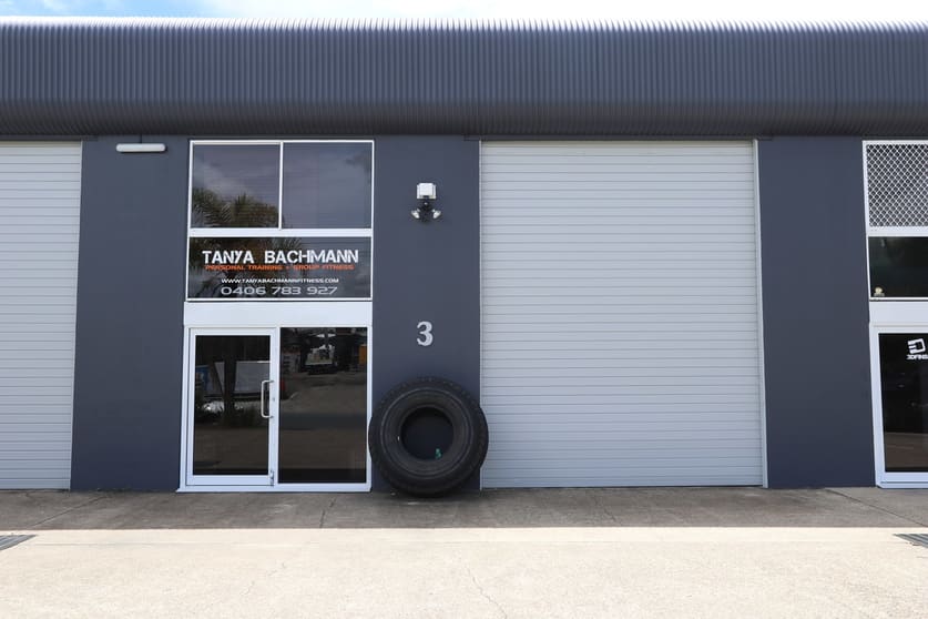 Click to view all images Unit 3/22 Hutchinson St Burleigh Heads QLD 4220 - Image 1